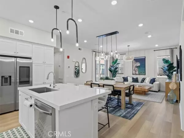 Valencia (santa Clarita), CA 91381,27209 Cranmore Way #203