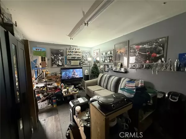 North Hollywood (los Angeles), CA 91606,10548 Victory Boulevard