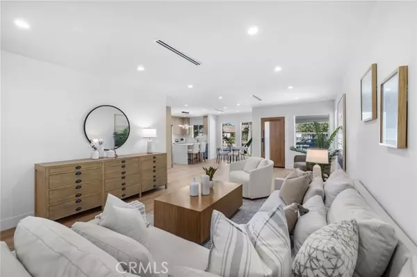 Burbank, CA 91505,1504 N California Street