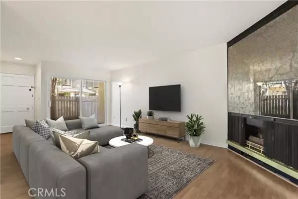 8031 Canby Ave #4, Reseda (los Angeles), CA 91335