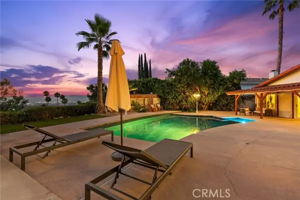 Woodland Hills (los Angeles), CA 91364,4707 Nomad Drive