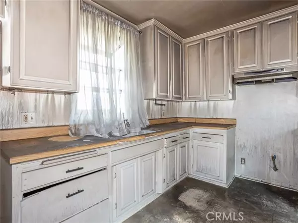 Burbank, CA 91504,3141 N Frederic Street