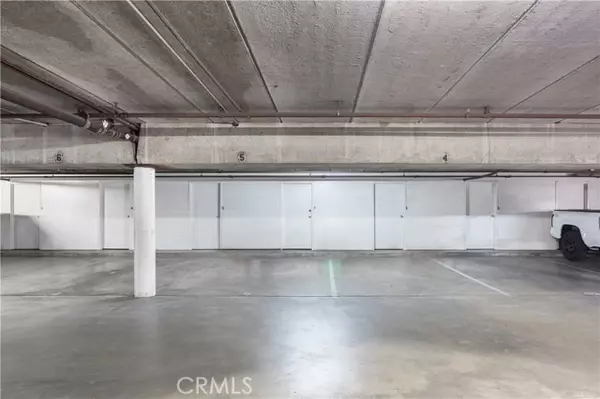 Glendale, CA 91204,333 Riverdale