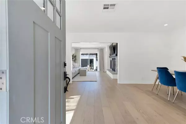 Burbank, CA 91505,805 N Kemp