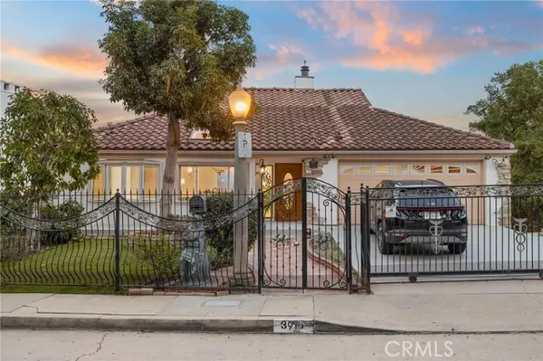 3916 Carnavon, Los Angeles, CA 90027