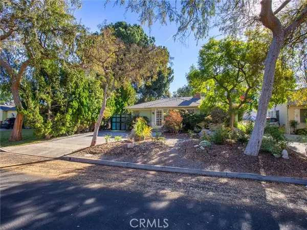 North Hollywood (los Angeles), CA 91601,10404 Margate Street