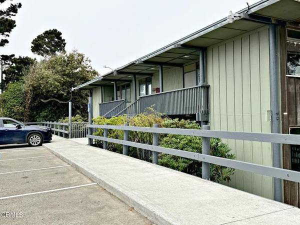 1102 S Main Street, Fort Bragg, CA 95437