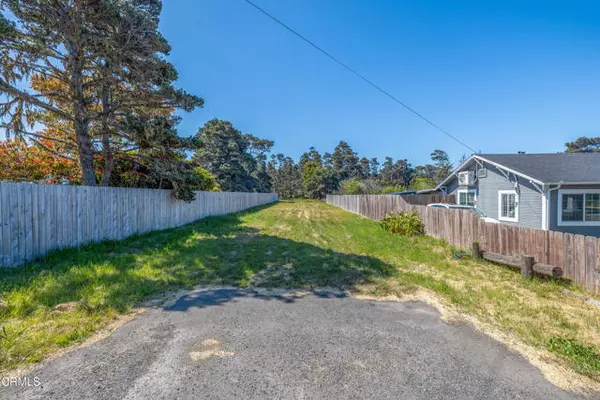 Fort Bragg, CA 95437,32875 Simpson Lane