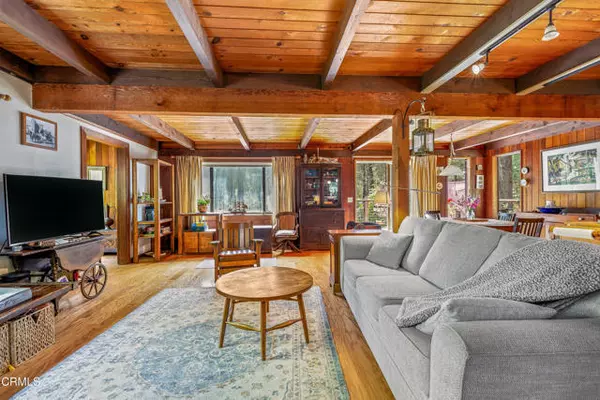 Mendocino, CA 95460,43150 Little Lake Road