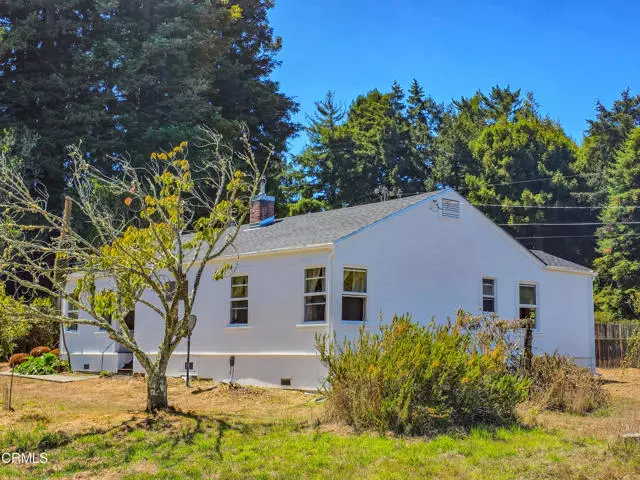 Fort Bragg, CA 95437,21601 Hellman Lane