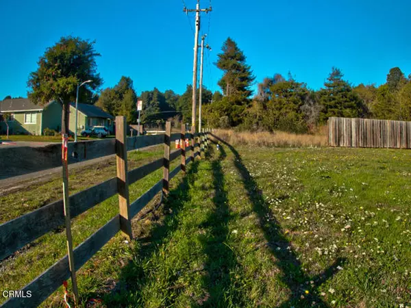 Fort Bragg, CA 95437,104 N Dana Street