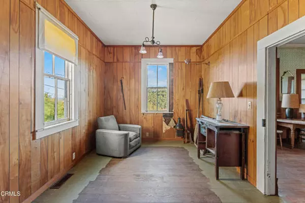 Albion, CA 95410,33850 East Lane