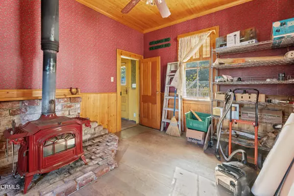 Albion, CA 95410,33850 East Lane