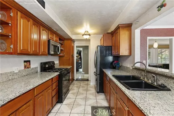 410 W Morgan Street, Rialto, CA 92376