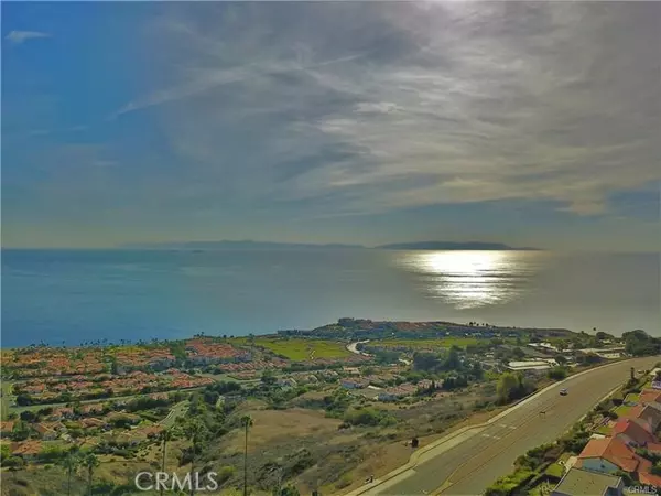 Rancho Palos Verdes, CA 90275,30506 Via La Cresta