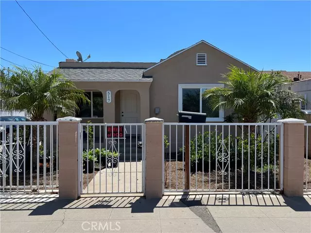 Santa Ana, CA 92703,517 S Shelton St