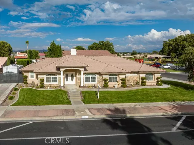 Victorville, CA 92395,13045 Rolling Ridge Drive