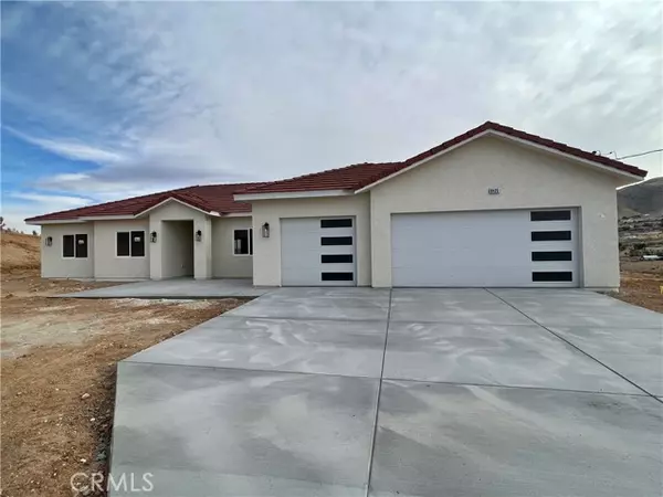 9425 Allegra Vista Street, Apple Valley, CA 92308