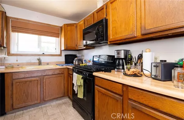 Pacoima (los Angeles), CA 91331,13426 Mercer Street