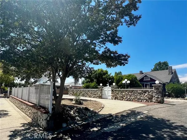 Ontario, CA 91762,822 W D Street