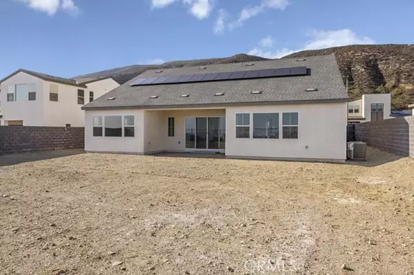 Fontana, CA 92336,15949 Conservatory Drive