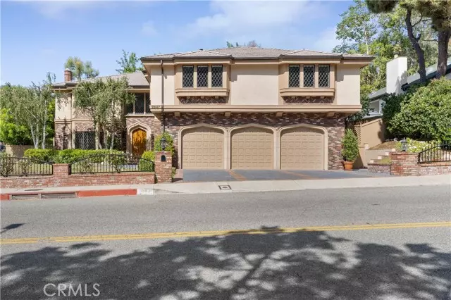 2847 Deep Canyon Drive, Beverly Hills, CA 90210