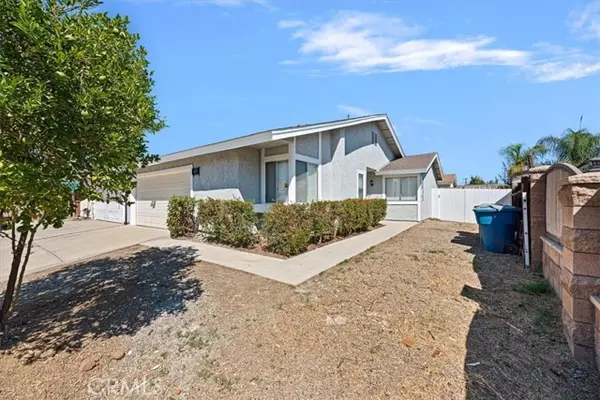 Perris, CA 92570,362 Red Maple Place