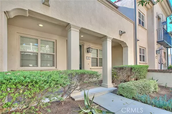 Claremont, CA 91711,906 Grove Court