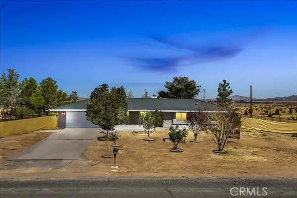 21450 Zuni Road, Apple Valley, CA 92307