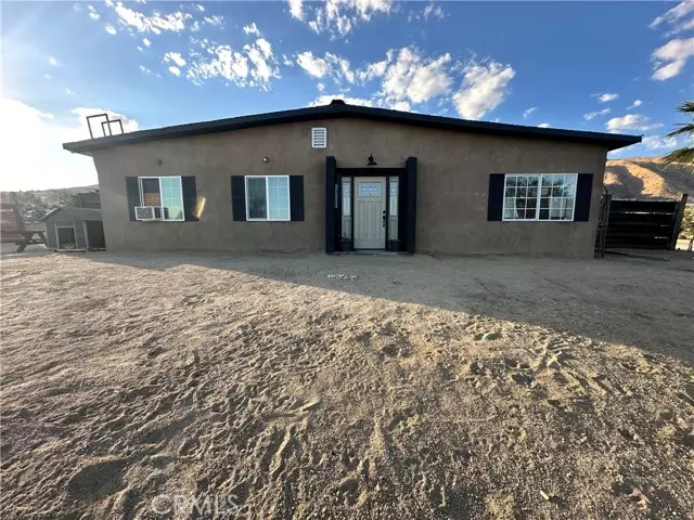 Apple Valley, CA 92308,9471 Flora Vista Road