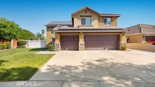 321 Adirondack Drive, Corona, CA 92881