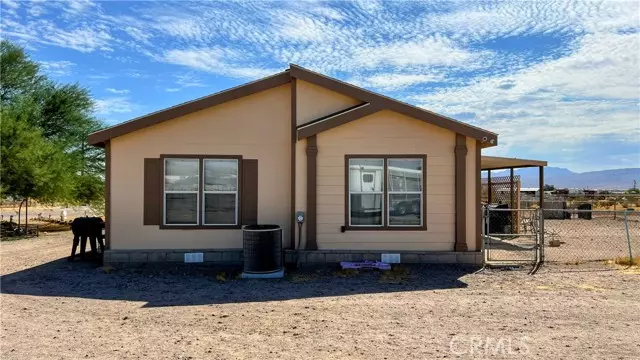 Yermo, CA 92398,37354 Silver Avenue