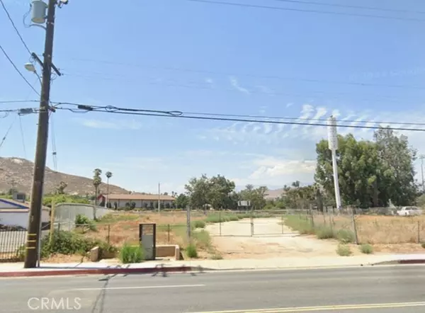 Jurupa Valley, CA 92509,0 Limonite