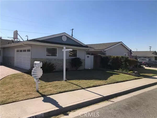 Lakewood, CA 90713,6618 Dillman Street