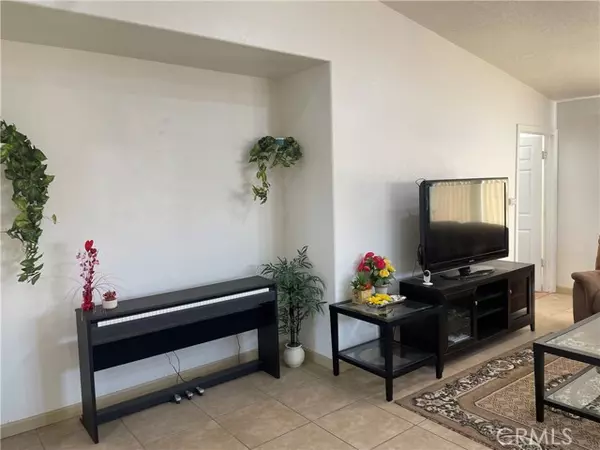 Victorville, CA 92395,13632 Nassau Dr