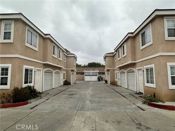 1525 N Palm Avenue, Rialto, CA 92376