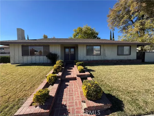 39643 Country Club Drive, Palmdale, CA 93551