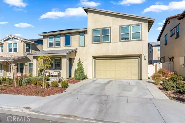 2122 Stone Gate Place, Mentone, CA 92359