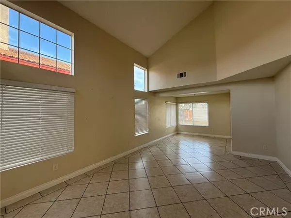 Perris, CA 92571,927 Dolphin Drive