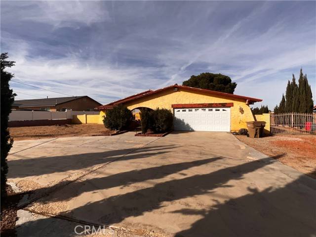 17540 Danbury Avenue, Hesperia, CA 92345