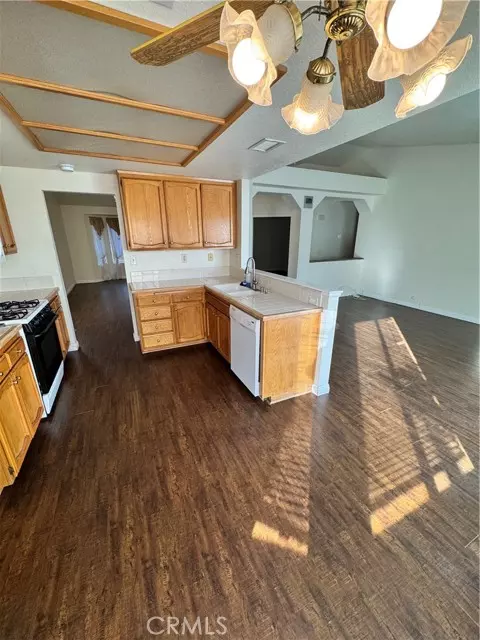 Colton, CA 92324,2594 Gunnison Way