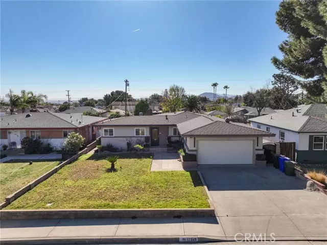 Fontana, CA 92336,17349 Barbee Street