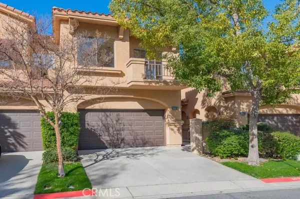 2048 Villa Del Lago Drive #B, Chino Hills, CA 91709