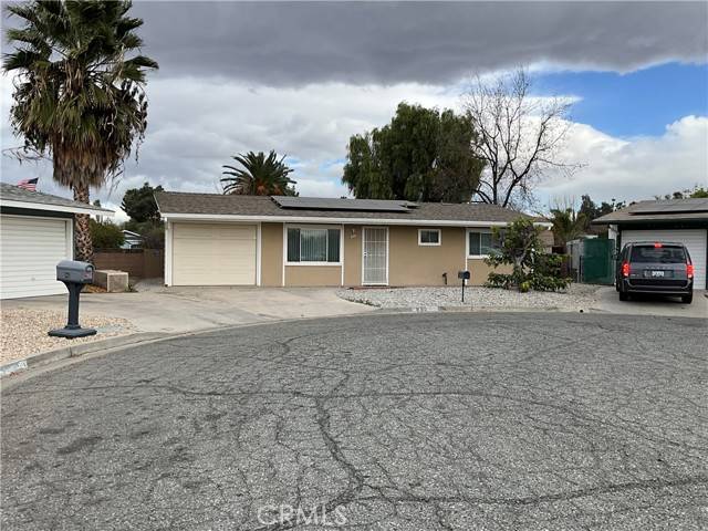 850 S Alessandro Street, Hemet, CA 92543