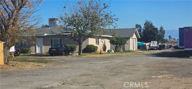 Fontana, CA 92335,8403 Mulberry Avenue
