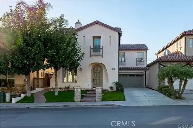 Yorba Linda, CA 92886,3721 Camino Cermenon