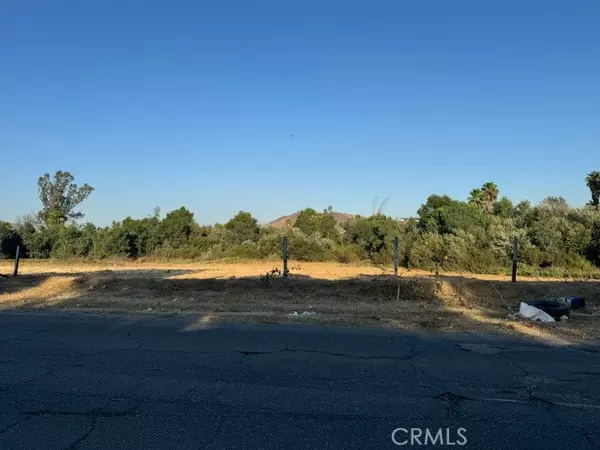 Jurupa Valley, CA 92509,0 Van Buran