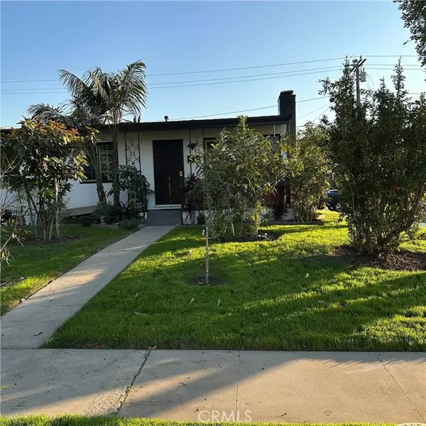 1714 W Ash Avenue, Fullerton, CA 92833