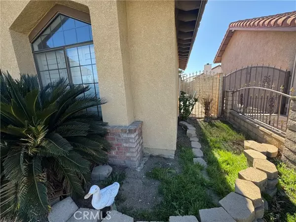 Fontana, CA 92336,17223 Fern Street