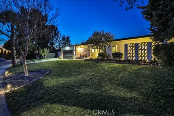 253 W Monterrey Drive, Claremont, CA 91711